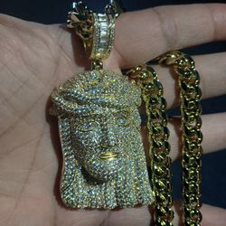 New Completely Iced Out Custom Jesus Piece and Necklace Set!!!!