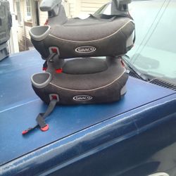 2 Graco Booster Seats
