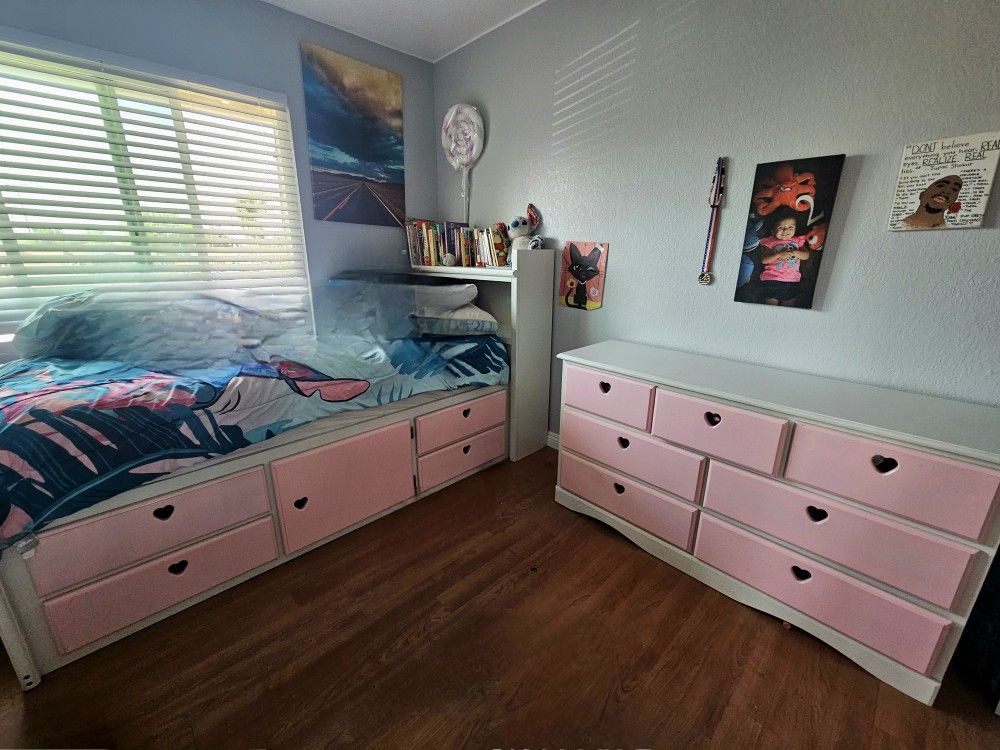 Bedroom Set