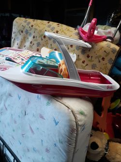 Barbie boat