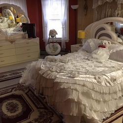 Bed Room 