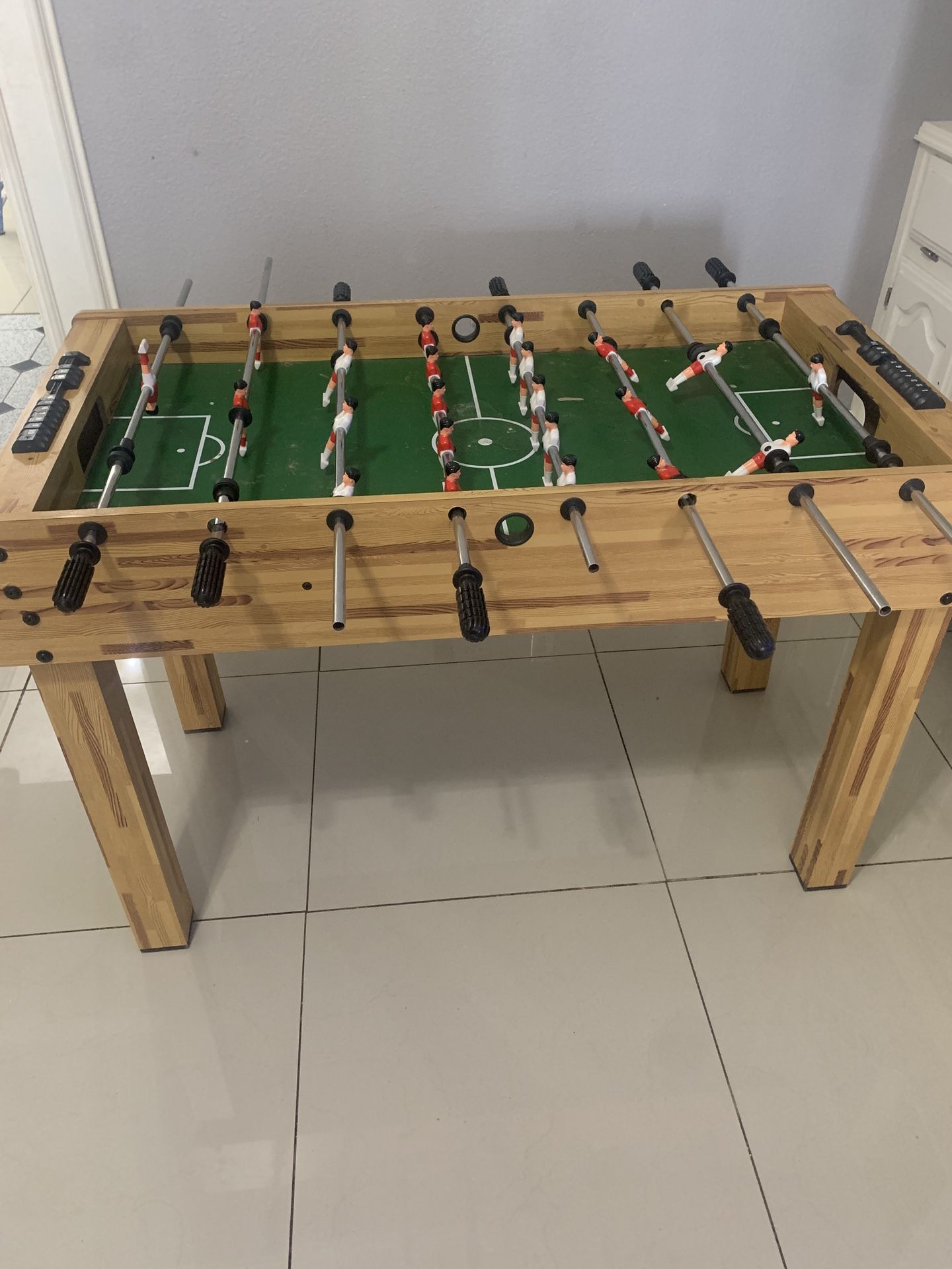 Foosball - Soccer Table 
