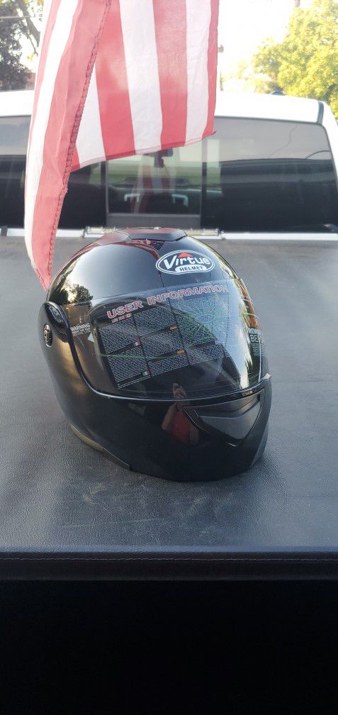 Photo Brand New Glossy Black Modular Motorcycle Helmet SIZE LARGE