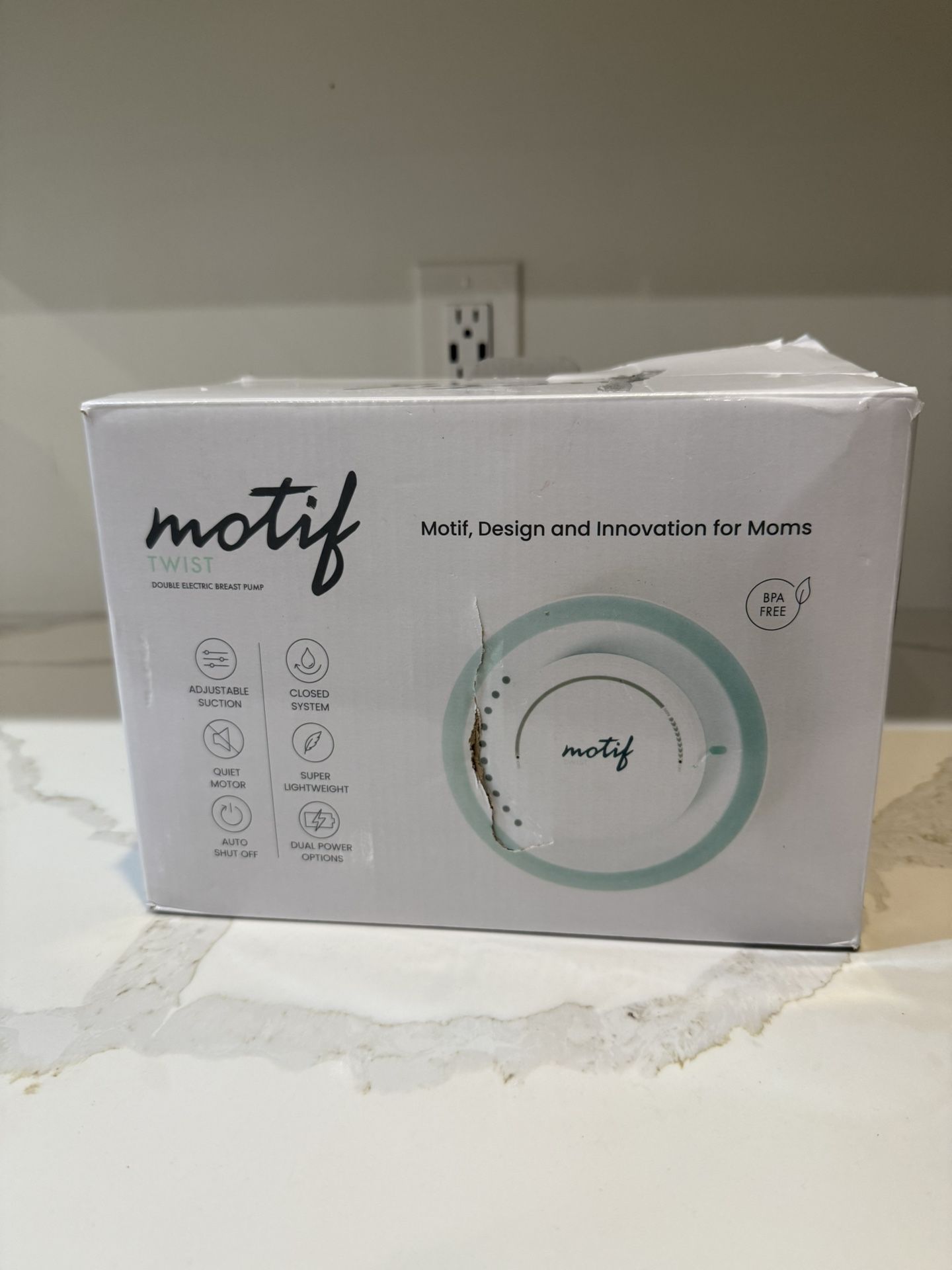 MOTIF breast pump