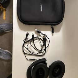 Bose Black QuietComfort Noise Cancelling Headphones
