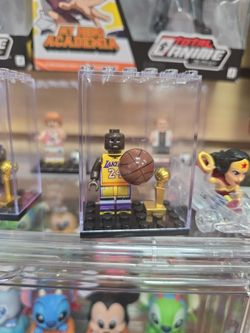 Minifigures