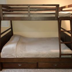BUNK BED