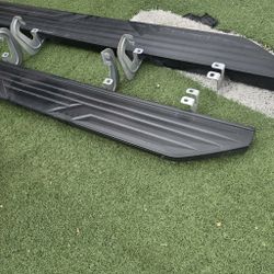 2025 YUKON RUNNING BOARDS $300