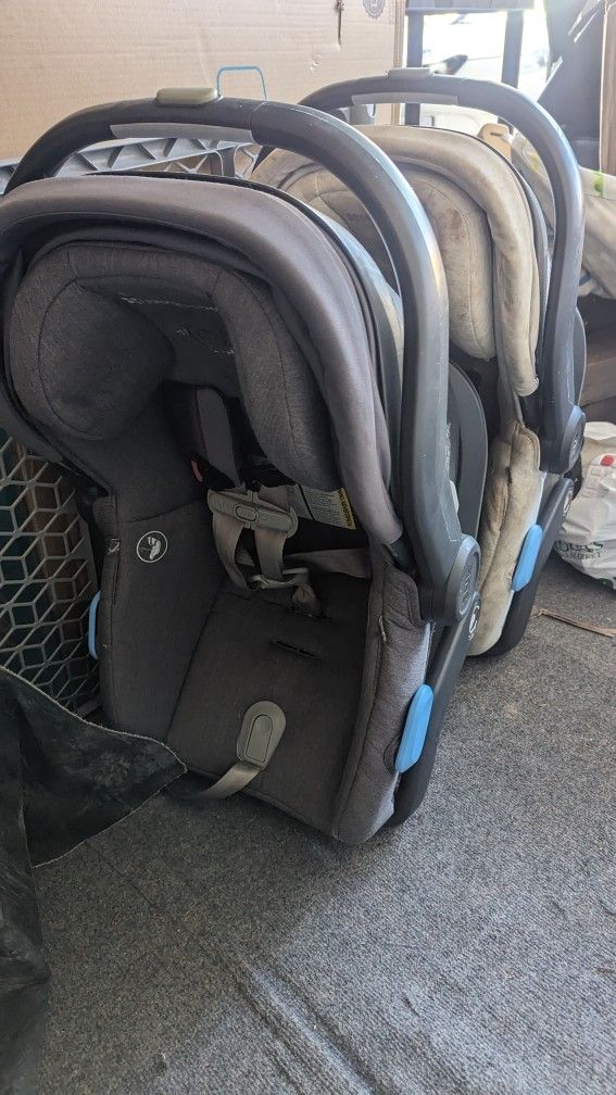 Uppababy Mesa Carseats