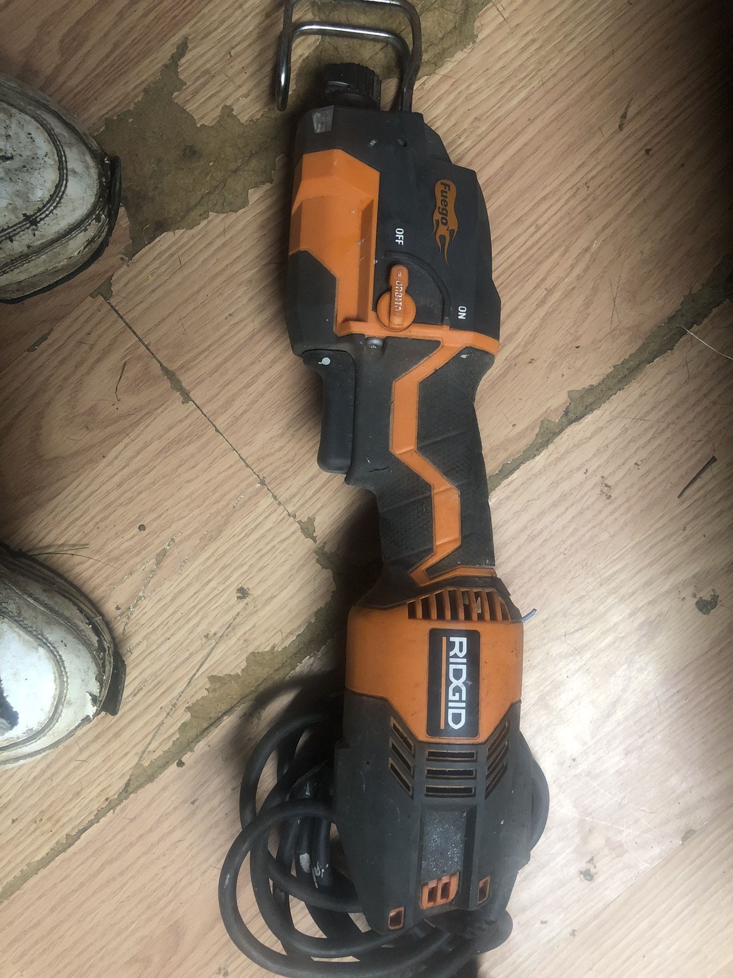 One Handed Orbital Reciprocating Saw