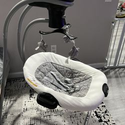 Graco Baby Swing