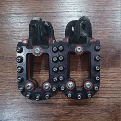 FASST PEGS