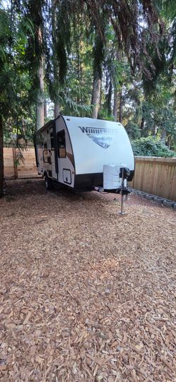 2019 1700BH WINNEBAGO MICRO MINNIE RV TRAILER