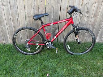 26” TREK 3700 Mountain bike w/ 18” Aluminum frame & 21 Spd
