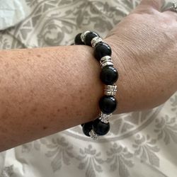 Mobile Phone Charger/bracelet 