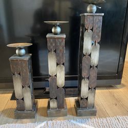 Beautiful Metal Candle Holder Set 