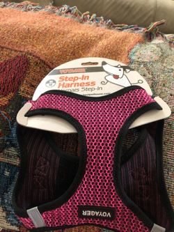 New step in dog harness walking small voyager