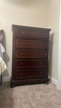 Five Cedar line drawer dresser