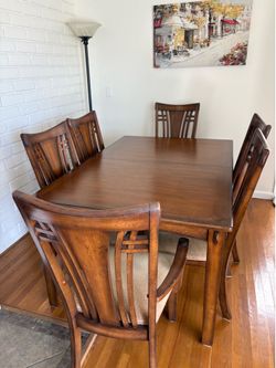 Dining Table with Leaf and Six Upholstered Chairs