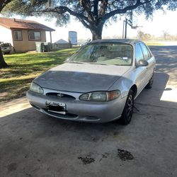 2002 Ford Escort
