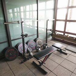 HOME GYM EQUIPMENT 