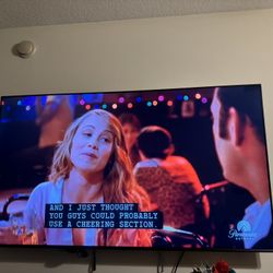 Toshiba  Smart TV  65” (2) 