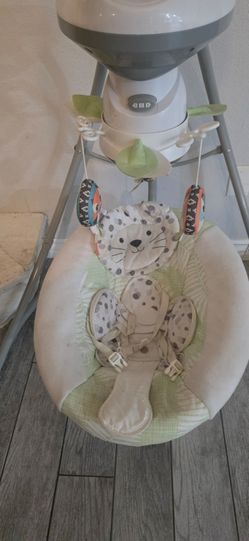 Baby swing