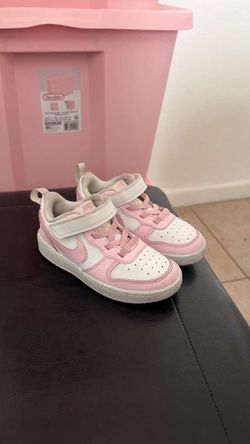 Toddler Nike shoes