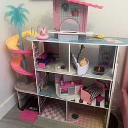 LOL Doll House