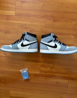 Air Jordan 1 University Blue
