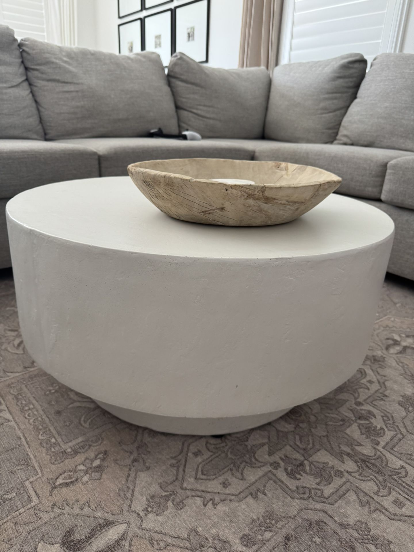 White Coffee Table Round