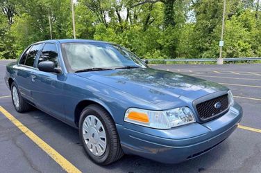 2010 ford crown Victoria