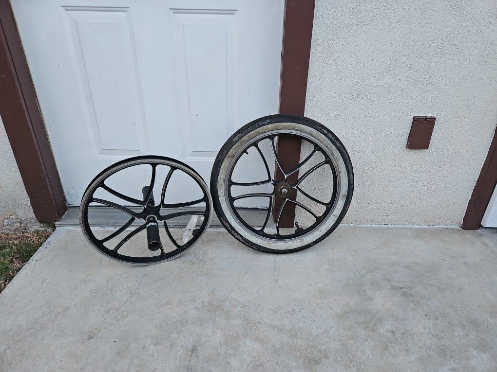 2 Bmx Tough Rims With Pegs