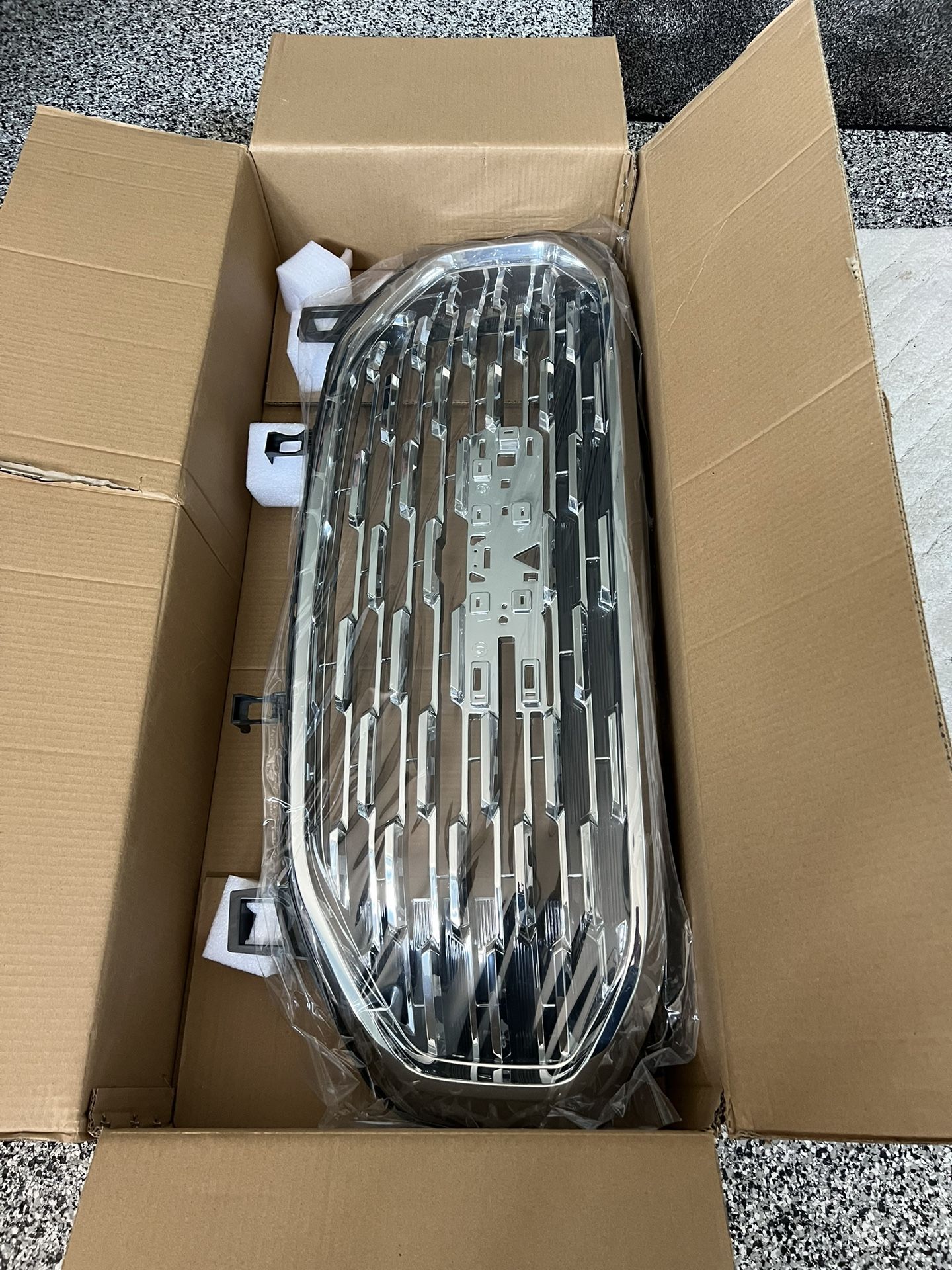 For 2018-2021 GMC Terrain Denali Style Front Upper Grille Chrome Assembly Grill