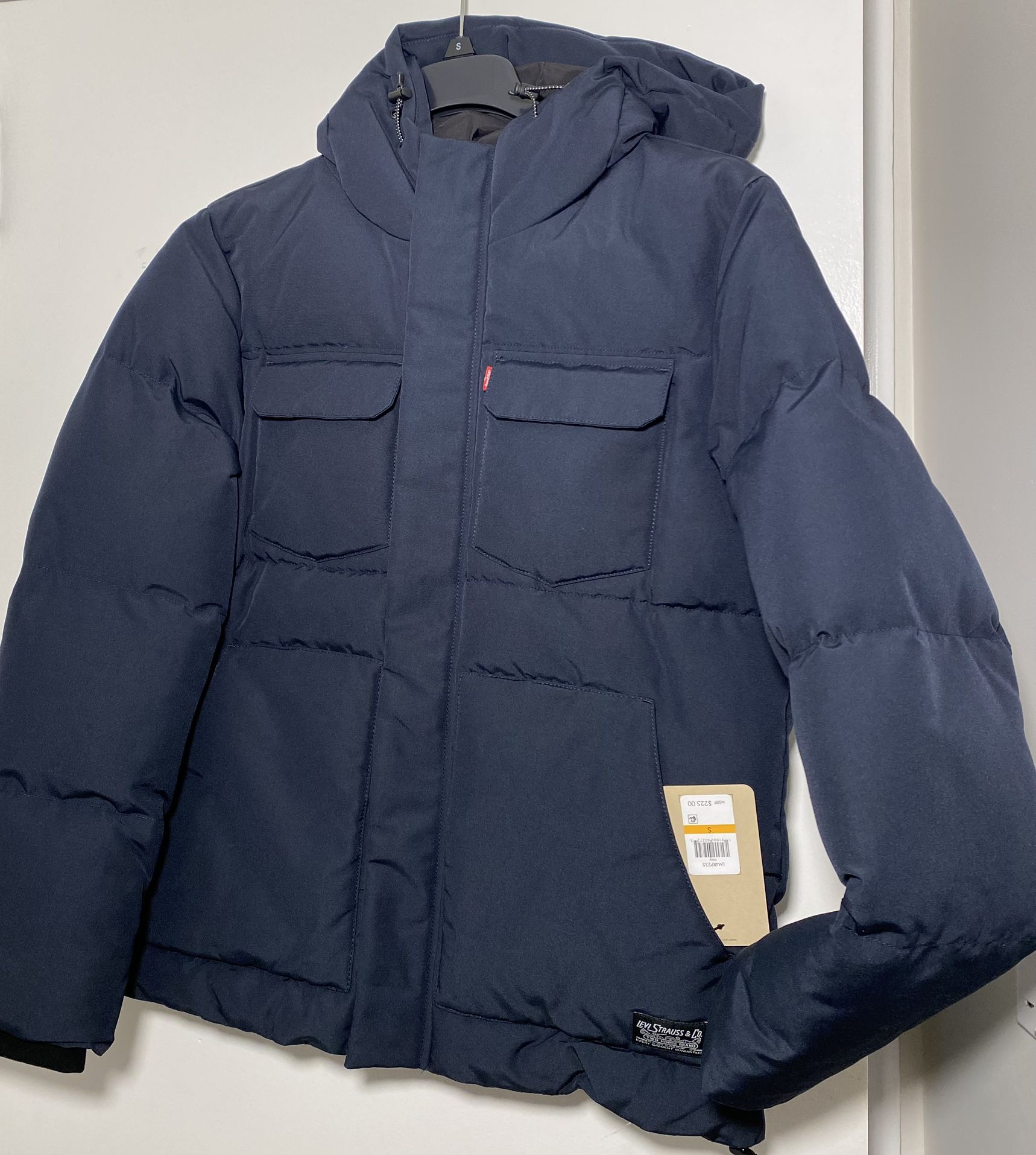 Levi’s Men’s Puffer Jacket Navy Color Size Small