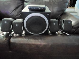 Estate sale Logitech 5 in 1 speaker with subwoofer THX Z-560
