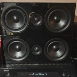 Elura Bookshelf Speakers 