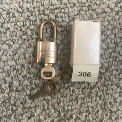 Louis Vuitton #306 Lock & 2 Keys