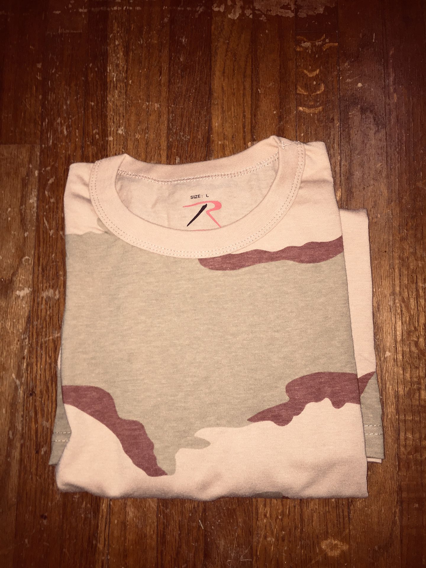 Men’s brand new camo T-Shirt