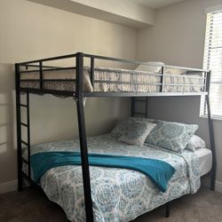 Bunk Bed Full XL Over Queen, Heavy Duty Metal Bunk BedFrame, Full XL Bunk Beds, Black
