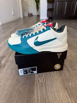 (size 8) Nike Kobe 5 Caitlin Clark Coconut Milk Spruce