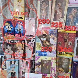 Super Sonico And Super Pochaco Figures 