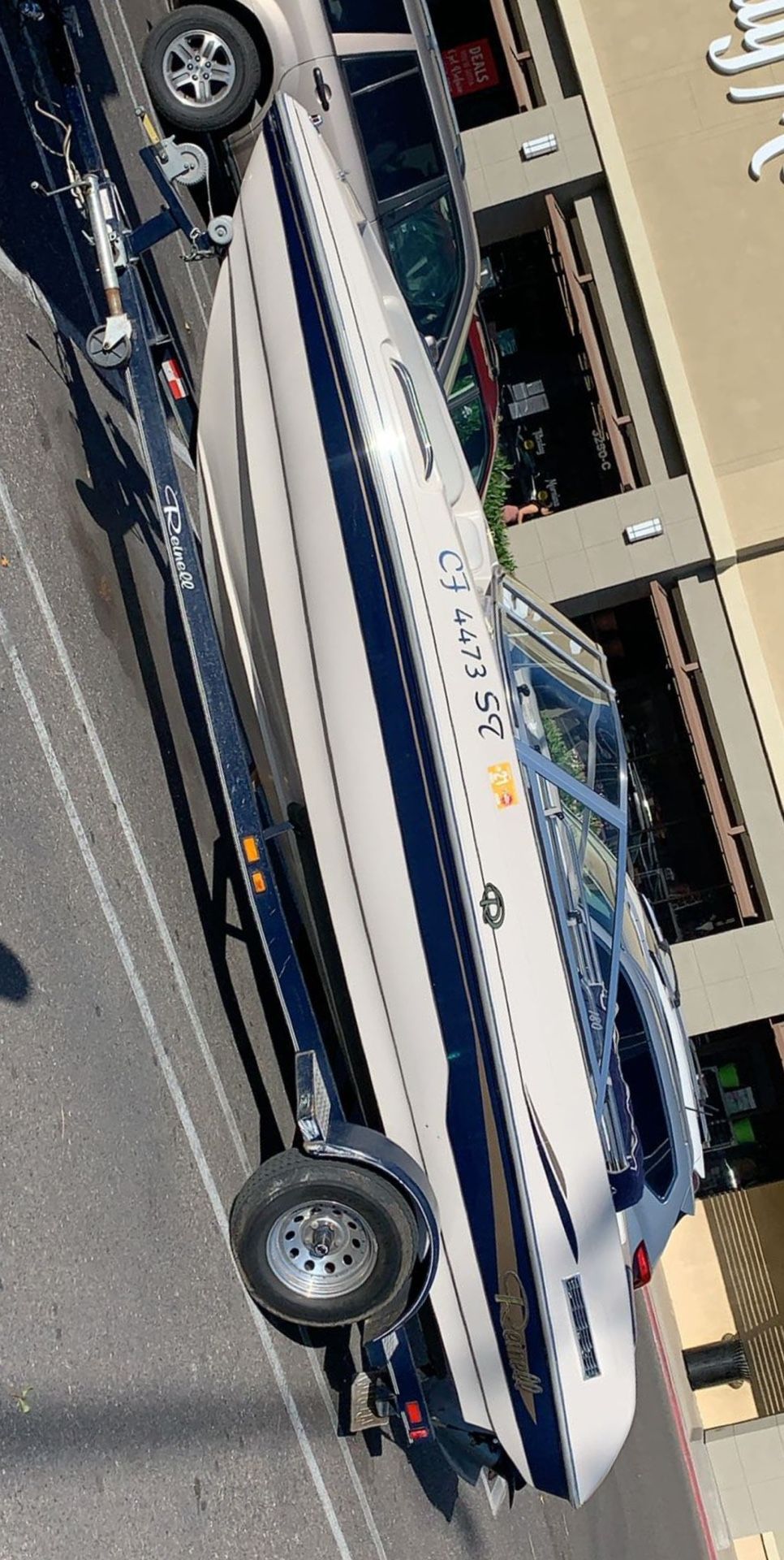 1998 Reinell V6 Volvo