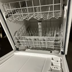 Whirlpool Dish Washer 