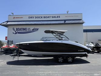 2022 Yamaha Boats 252S