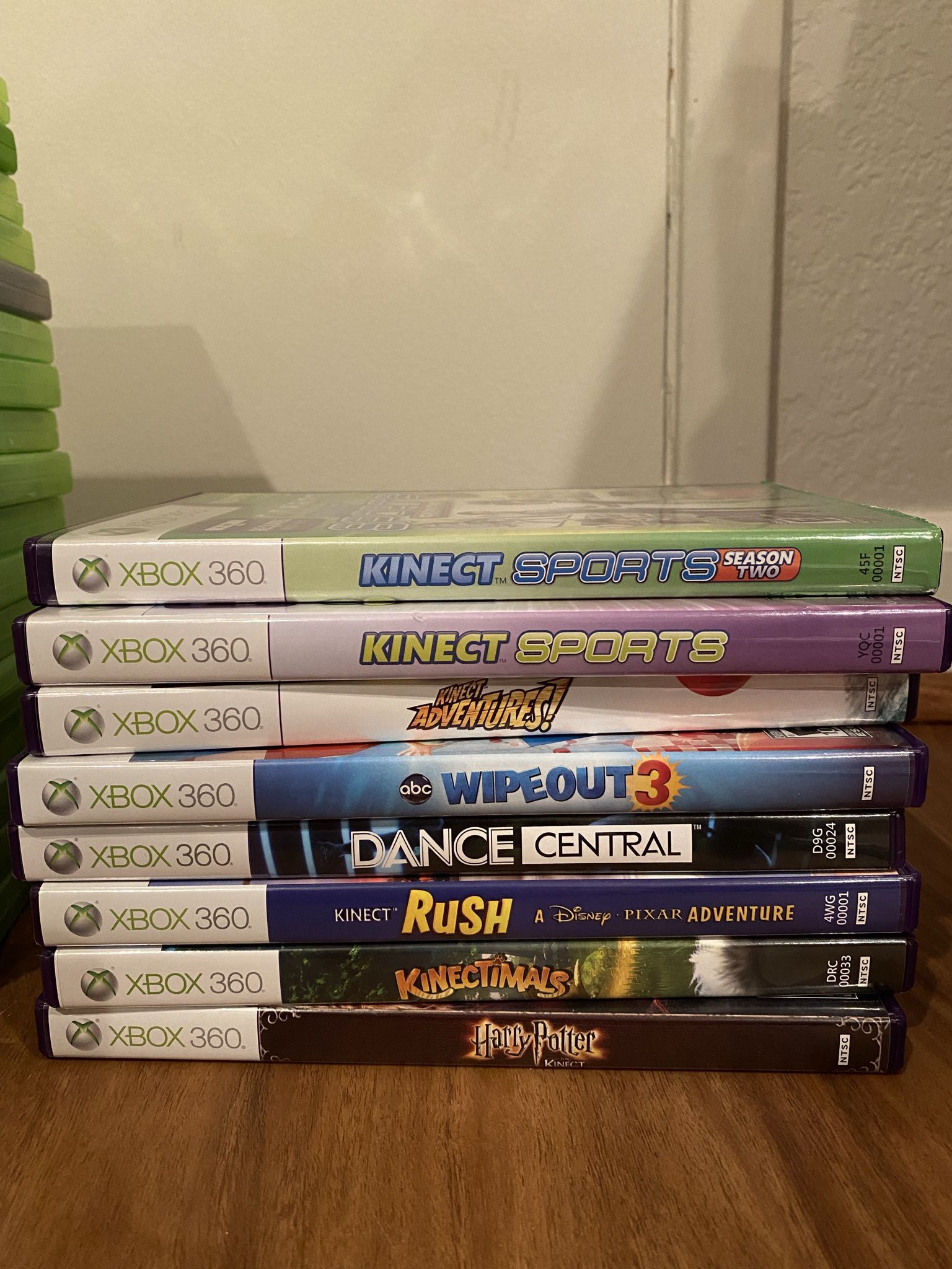 Xbox 360 Kinect + Games
