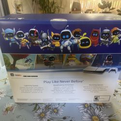 PlayStation 5 Slim Astrobot Bundle