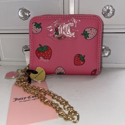 NWT juicy Couture Pink Strawberry Pattern Wallet