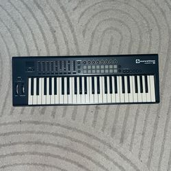 Novation Launchkey 49-Key MK2