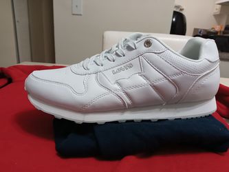 Shoes White. Levi's Size 13